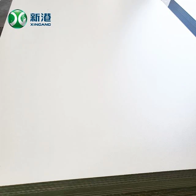 18mm vodotesná zelená MDF doska laminovaná vysoko lesklým povrchom papier na nábytok