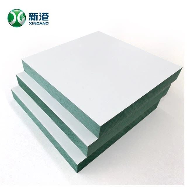 18mm Waterproof Green MDF Board Laminated High Gloss Surface Paper For Furniture