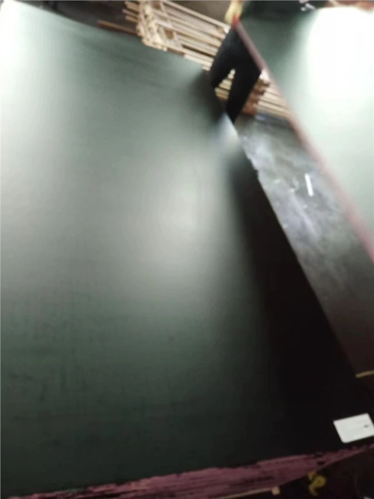 Triplay Film Faced Plywood